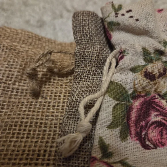 Set Of 3 Floral and Burlap Drawstring Bags Tea Party Wedding Vintage Victorian - Picture 3 of 6